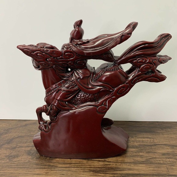 Vintage Red Resin Chinese General Guan Yu God of War On a Galloping Horse Statue - Picture 2 of 8